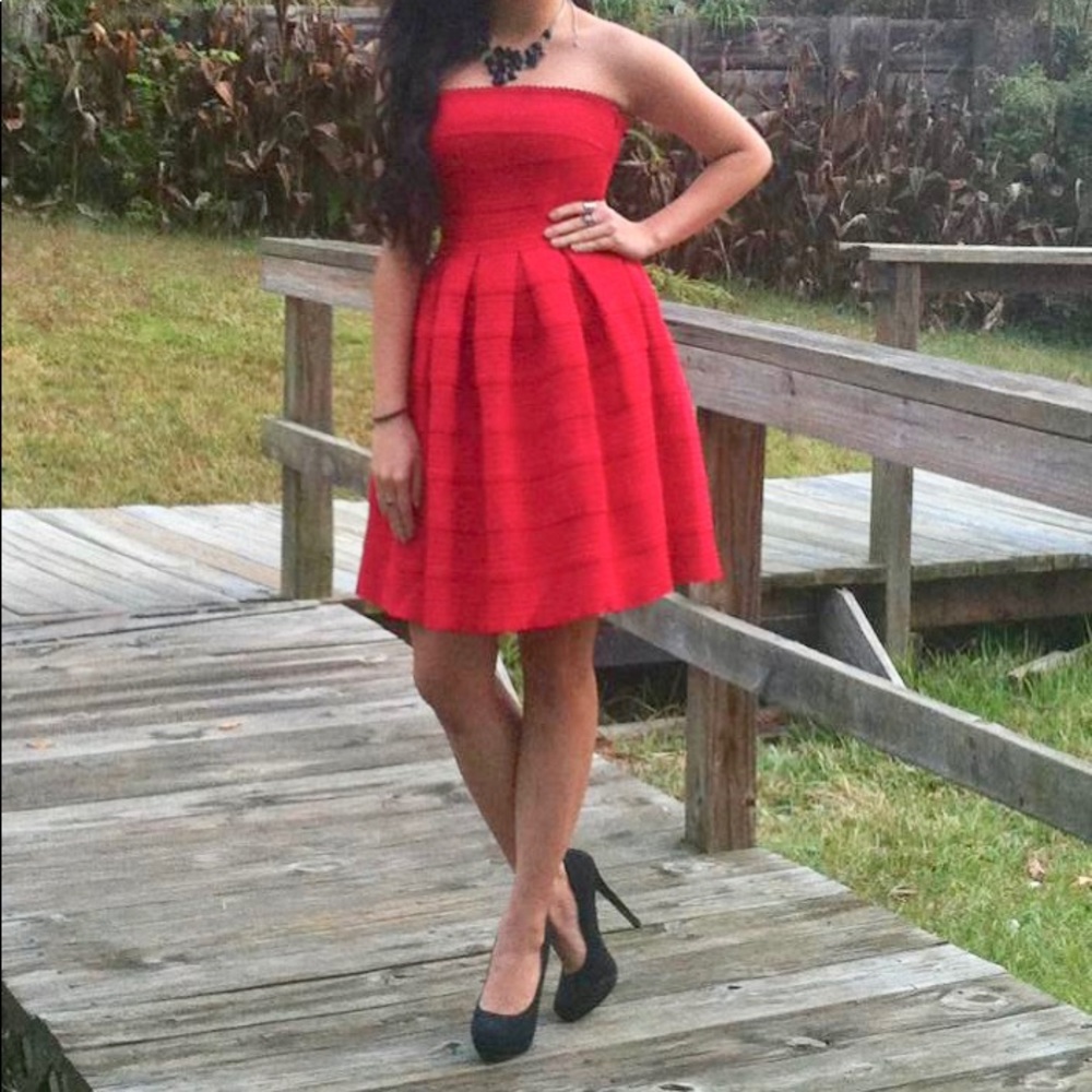 Red strapless tube dress - Picture 7 of 8